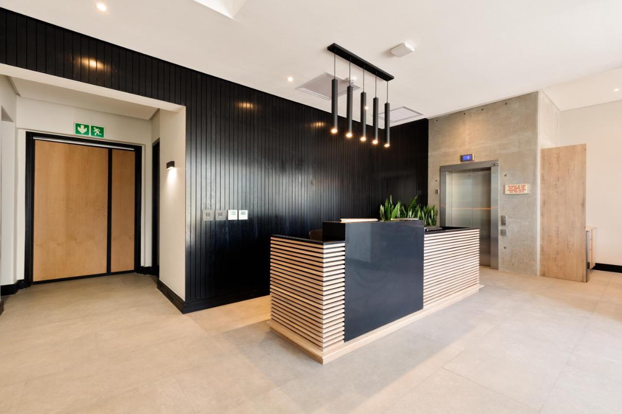 סטלנבוש Hotel Krige מראה חיצוני תמונה