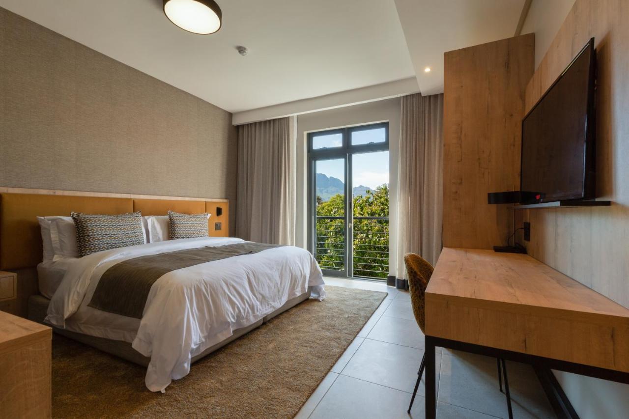 סטלנבוש Hotel Krige מראה חיצוני תמונה