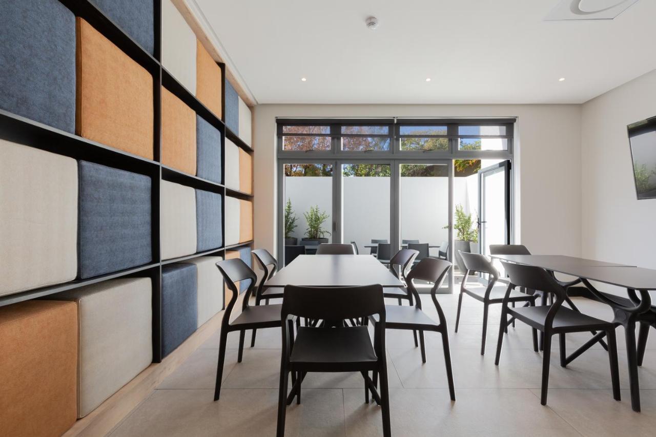 סטלנבוש Hotel Krige מראה חיצוני תמונה
