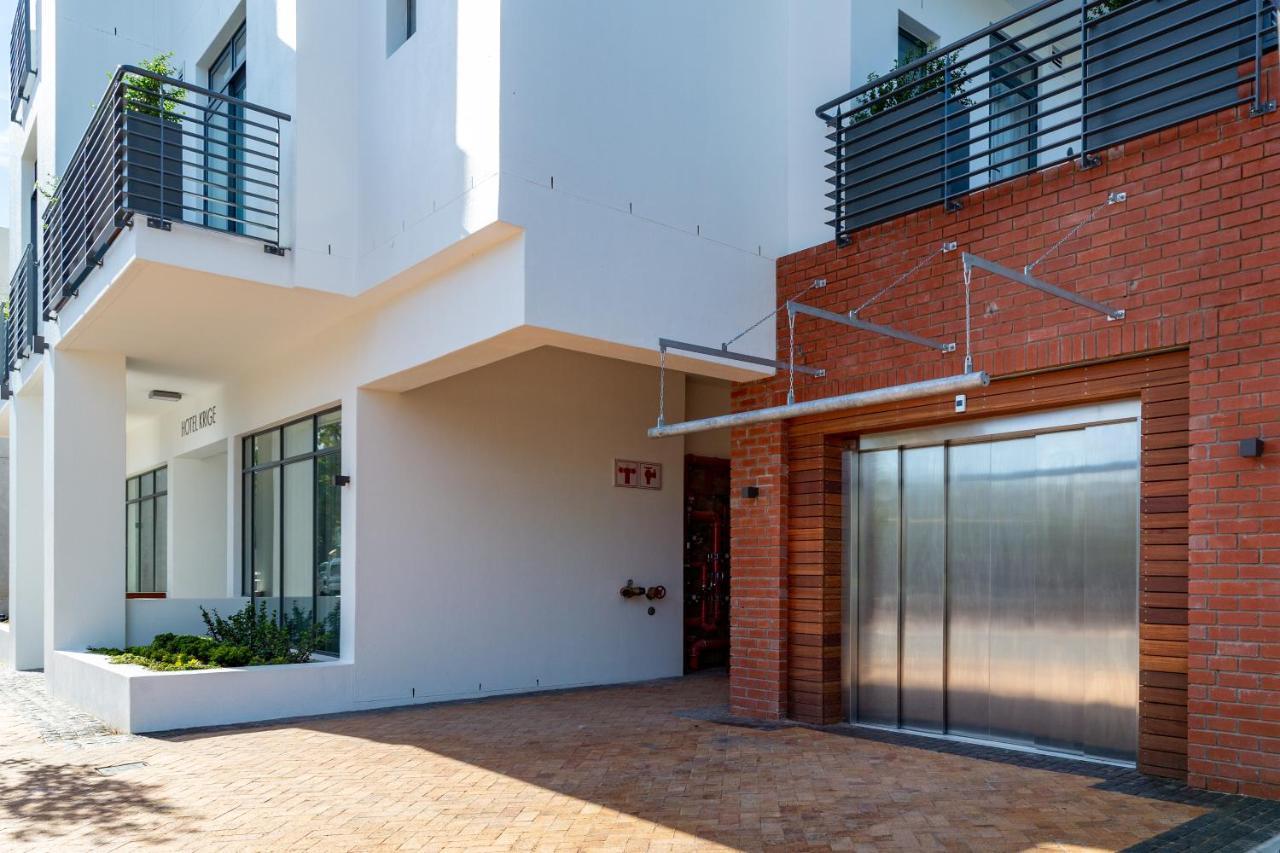 סטלנבוש Hotel Krige מראה חיצוני תמונה