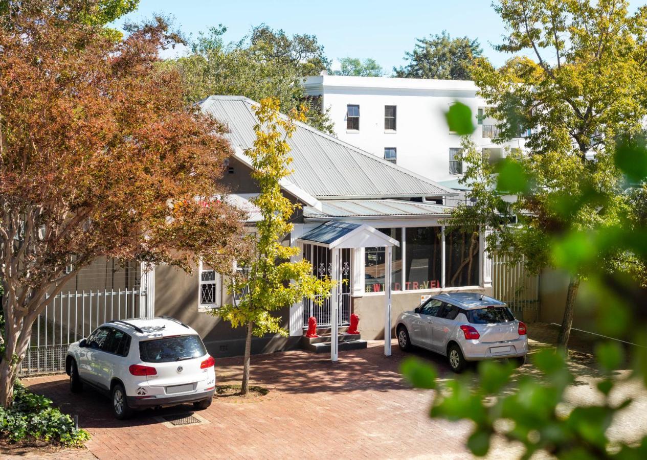 סטלנבוש Hotel Krige מראה חיצוני תמונה